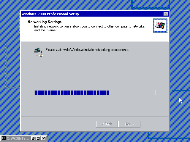 File:Windows2000-5.0.1965-InstallingNetwork.png