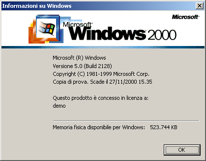 File:Windows2000-5.0.2128-itAbout.png