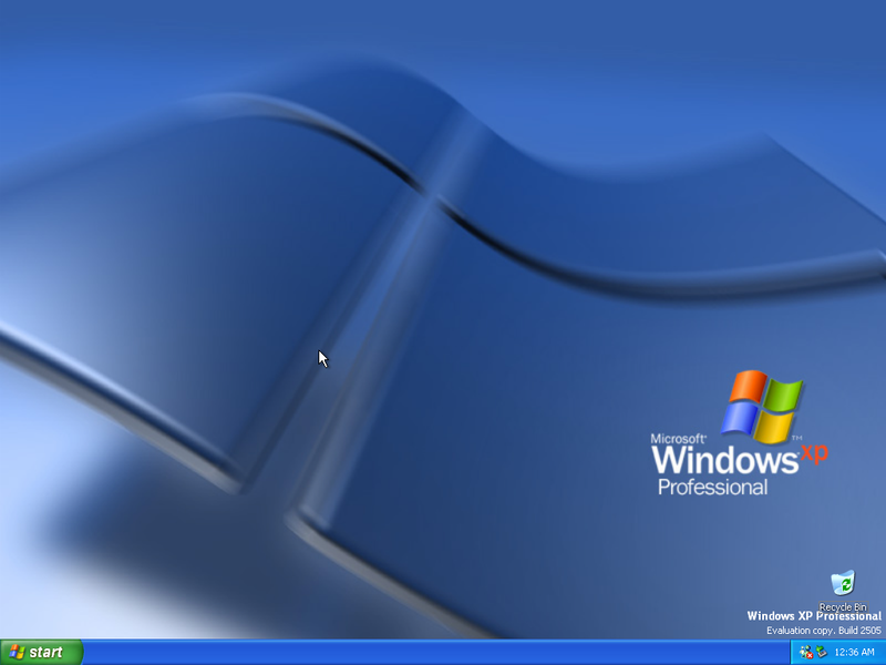 File:WindowsXP-5.1.2505-Desktop.png