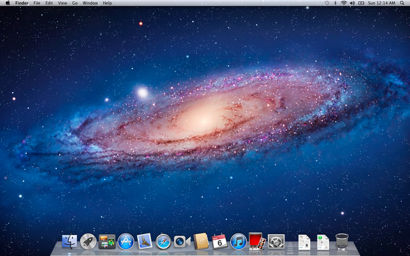 File:Mac-OS-X-Lion-11A511-Desktop.png