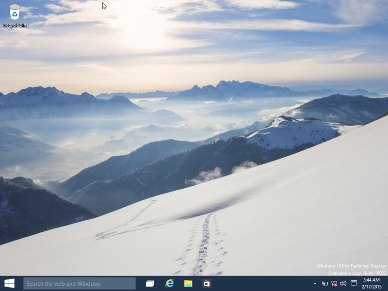 File:Windows10-10.0.10022-Desktop.png