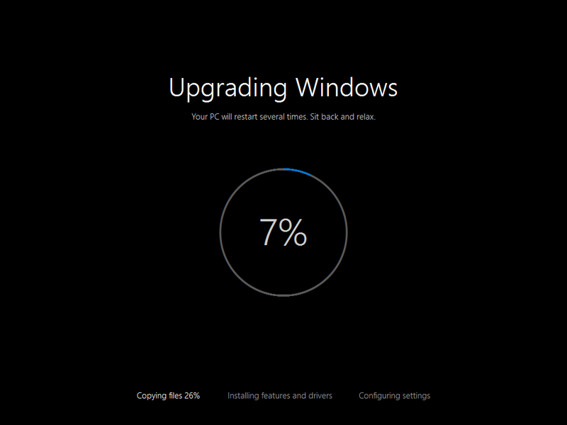 File:Windows10-10.0.10240-Setup-Upgrade.png