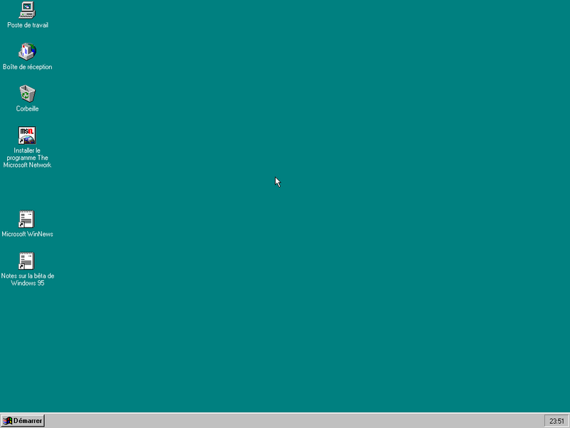 File:Windows95-4.00.462-French-Desk.png