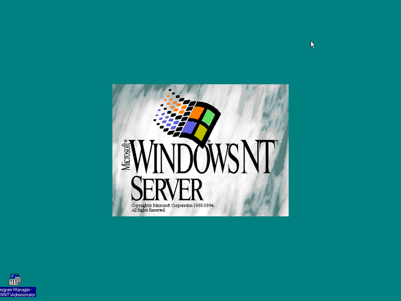 File:WindowsNT-3.5-756-Server-Desk.png