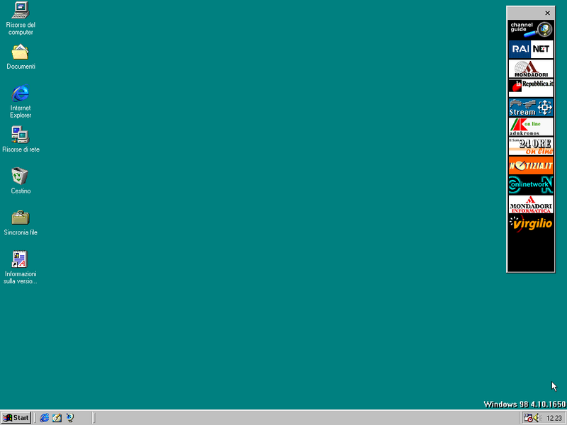 File:Windows98-4.10.1650-ITA-Desktop.png