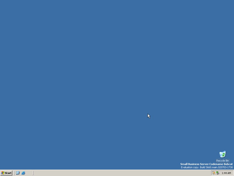 File:WindowsSBS2003-5.2.3660-Desktop.png