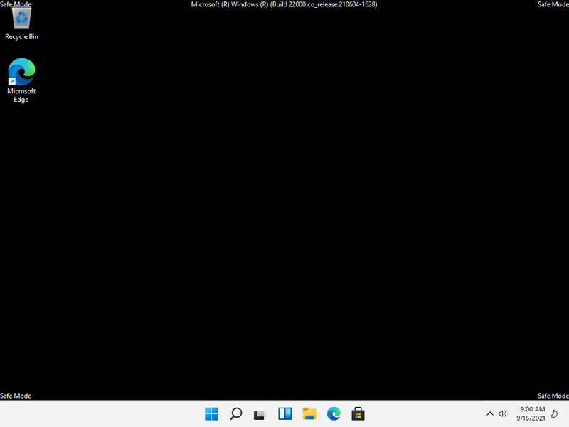 File:Windows11-10.0.22000.194-SafeMode.png