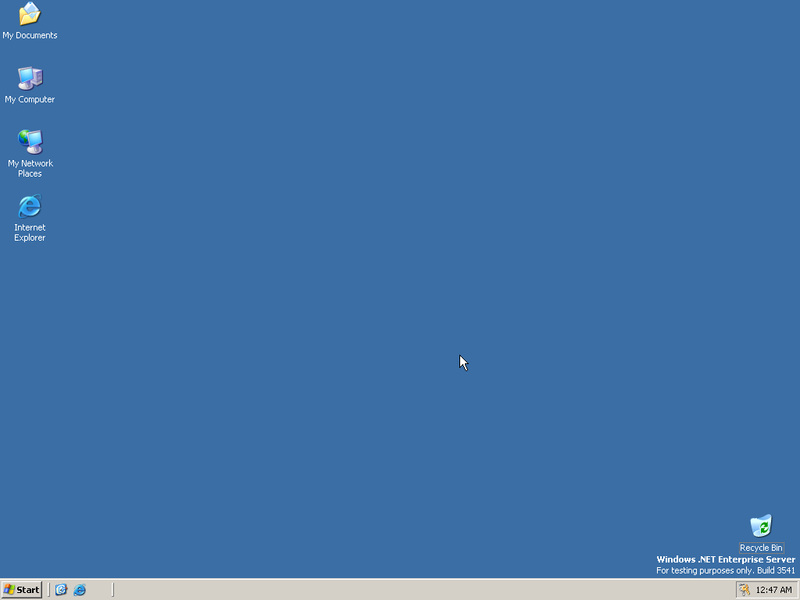 File:WindowsServer2003-5.1.3541-Desktop.png
