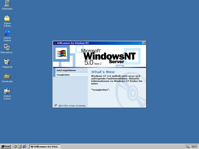 File:Windows2000-5.0.1877-GermanFirstLogin.png