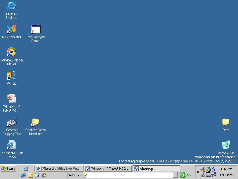 File:WindowsXP-5.1.2600.2081-Desktop.png