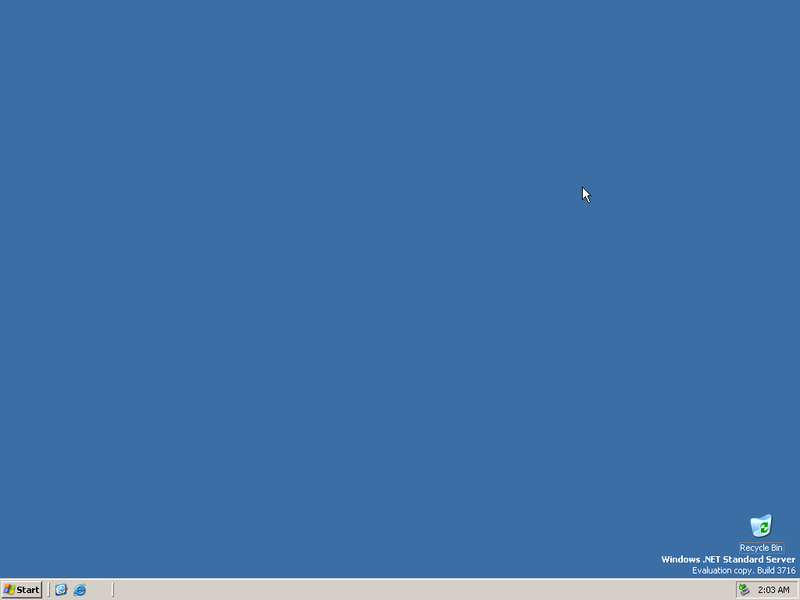 File:WindowsServer2003-5.2.3716-Desktop.png
