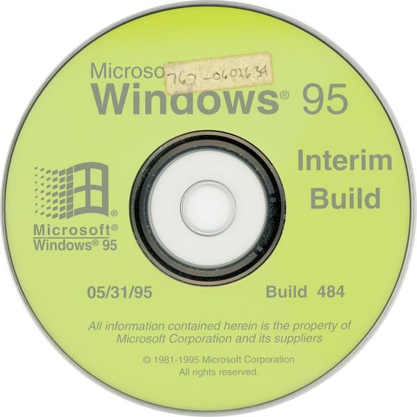 File:Windows95-4.00.484-CD.jpg