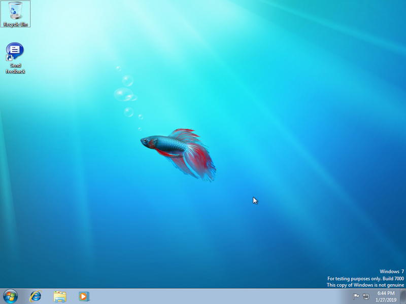 File:Windows7-6.1.7000beta-Desktop.png