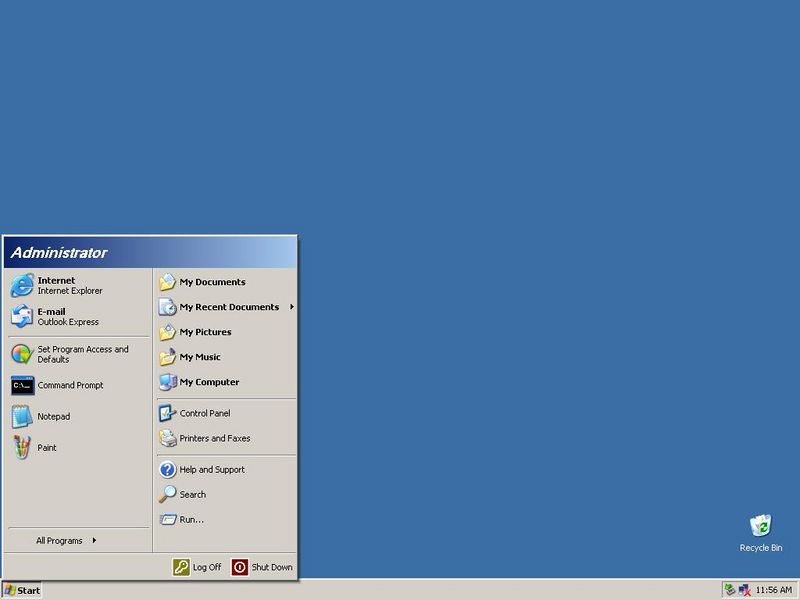 File:WindowsXPia64-5.2.3790-Desktop.jpg