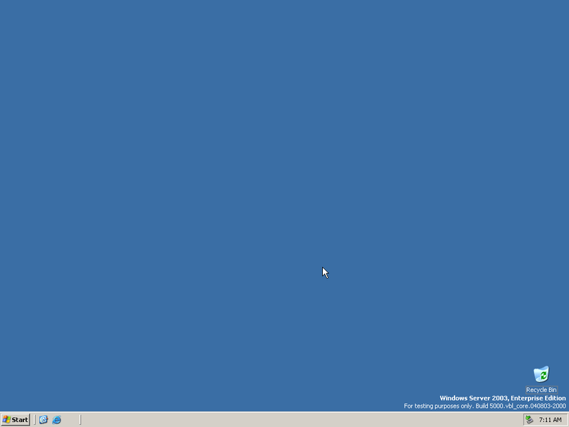 File:WindowsServer2008-6.0.5000-040803-Desktop.png