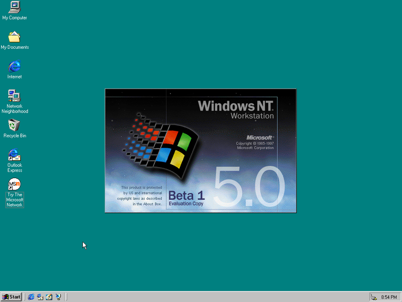 File:Windows2000-5.0.1723-Desktop.png